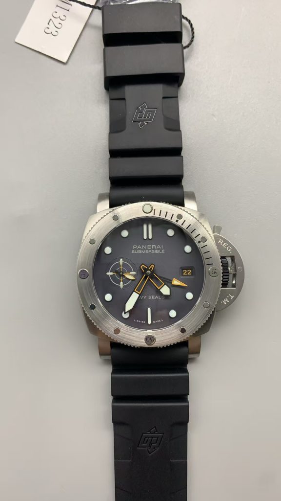 Replica Panerai 1323