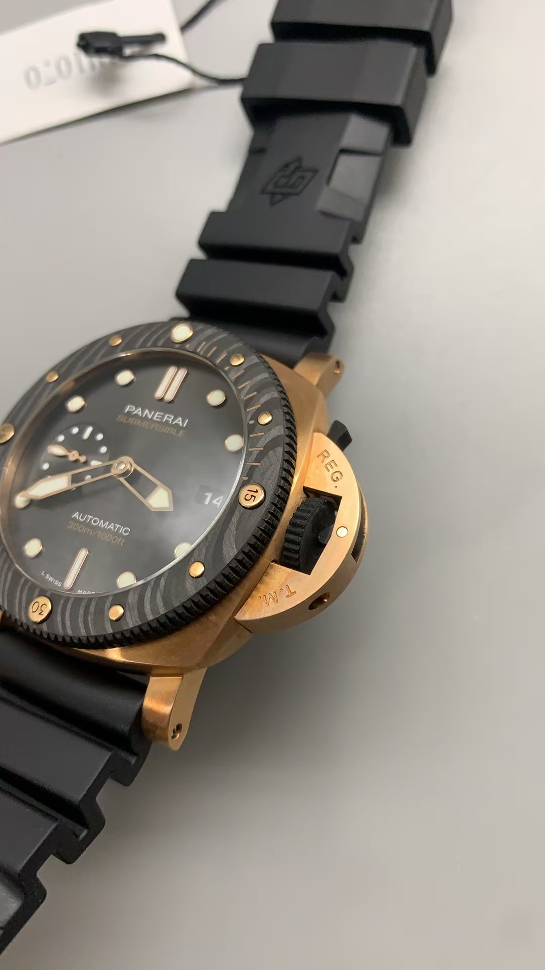 Replica PAM 1070 Panerai Submersible Quaranta Quattro Rose Gold P.900 Movement - Image 6