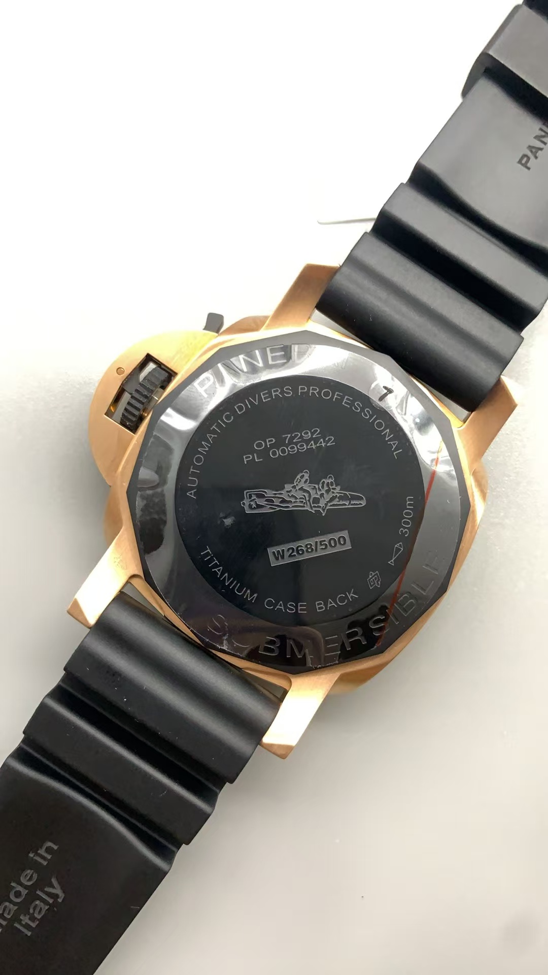 Replica PAM 1070 Panerai Submersible Quaranta Quattro Rose Gold P.900 Movement - Image 7